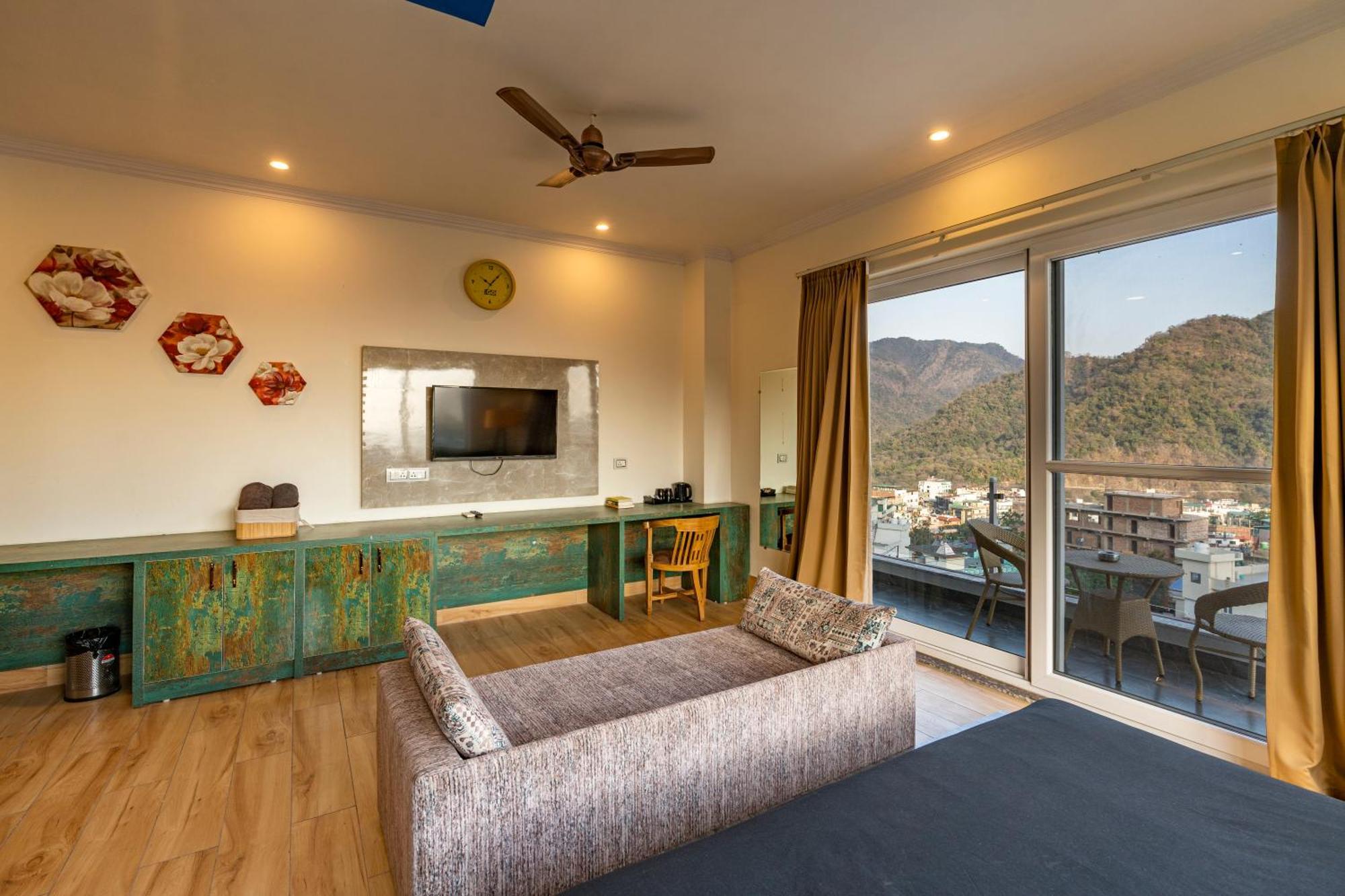The Hosteller Rishikesh, Upper Tapovan Zewnętrze zdjęcie